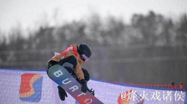 单板滑雪世界杯卡尔加里站 武绍桐获得亚军 单板滑雪世界杯卡尔加里站 武绍桐获得亚军